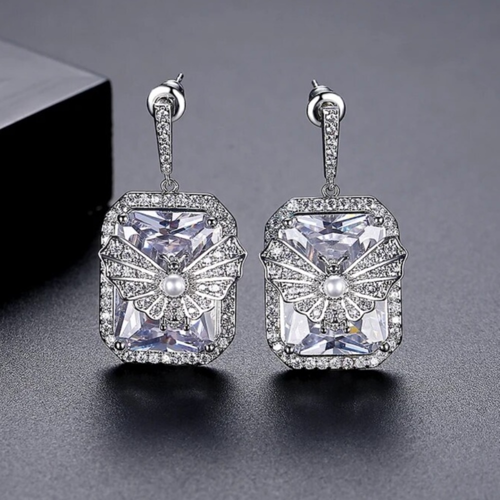 Butterfly Zircon Earrings The Niessia - Picture 3 of 6